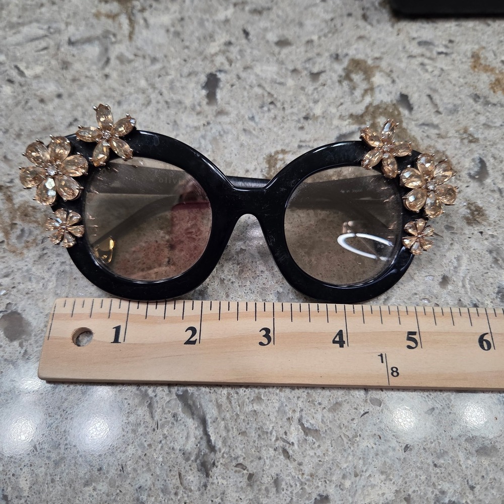 Alice + Olivia Madison Floral Sunglasses - Picture 8 of 9